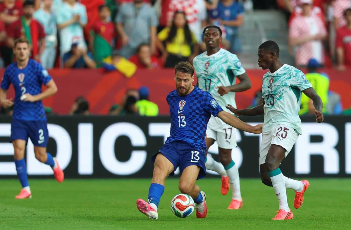 HRVATSKA IDE DOMA: Portugal uz čudne sudačke odluke s 2:1 savladao Vatrene