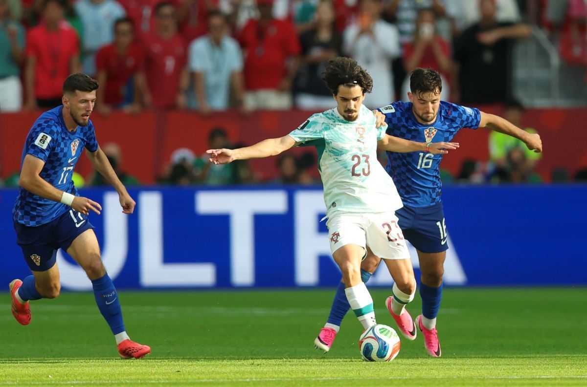 HRVATSKA IDE DOMA: Portugal uz čudne sudačke odluke s 2:1 savladao Vatrene