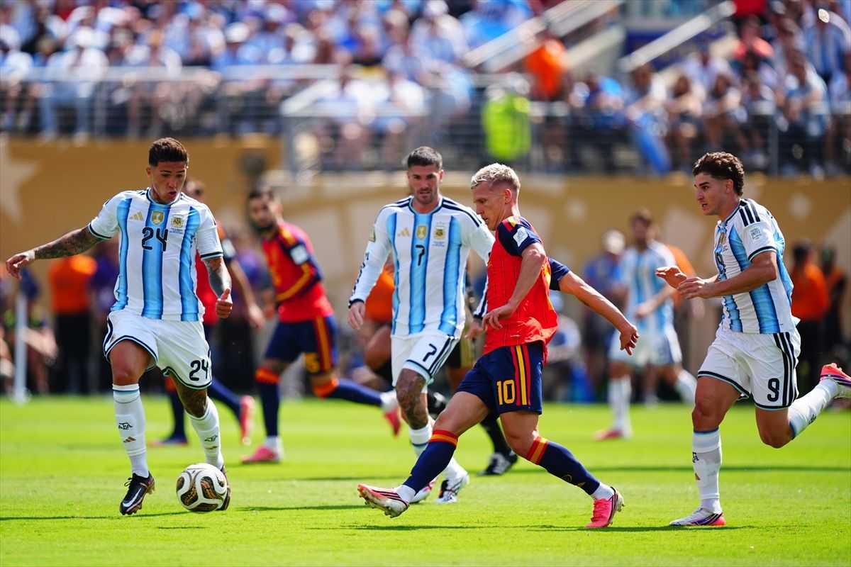 ARGENTINA SKINUTA S TRONA: Torres pogotkom u 106. minuti donio Španjolskoj titulu svjetskog prvaka
