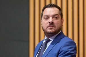 PREKOMJERNO ZADUŽIVANJE U HRVATSKOJ: Oko 197 tisuća građana duguje tri milijarde i 50 milijuna eura - uvodi se "pravo na zaborav"
