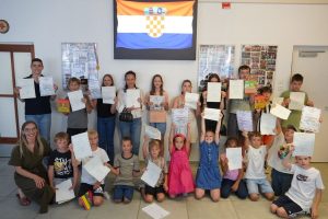 FRIEDRICHSHAFEN: Veseli završetak školske godine uz predstavu „Posljednji dan škole“ FRIEDRICHSHAFEN: Veseli završetak školske godine uz predstavu „Posljednji dan škole“