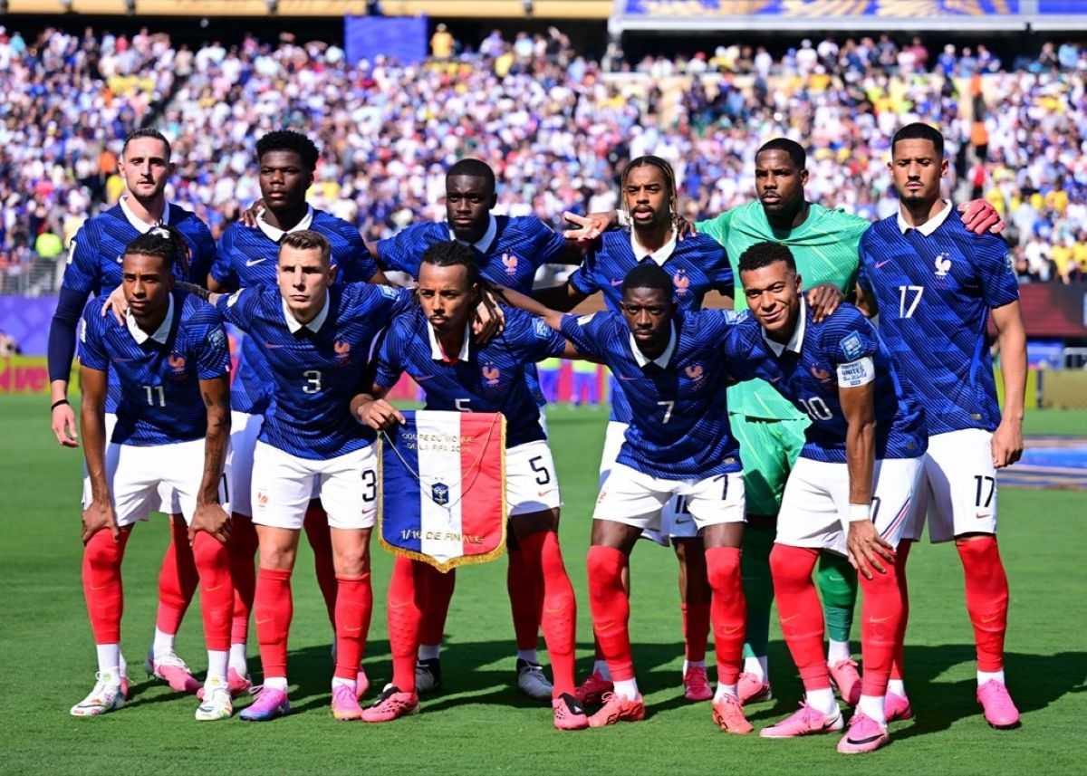 NEZAUSTAVLJIVA FRANCUSKA: Kylian Mbappe i društvo s 3:0 izbacili Švedsku sa SP-a
