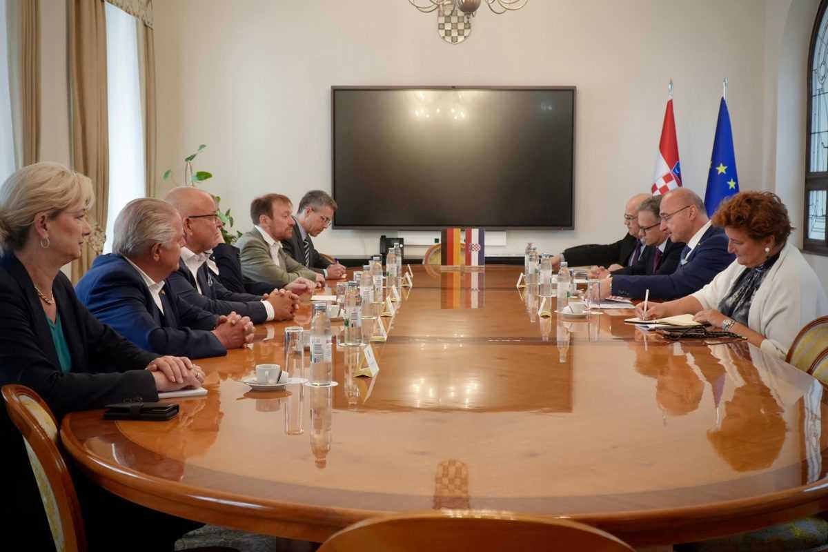 Grlić Radman i zastupnici Bundestaga u Zagrebu / Foto: X
