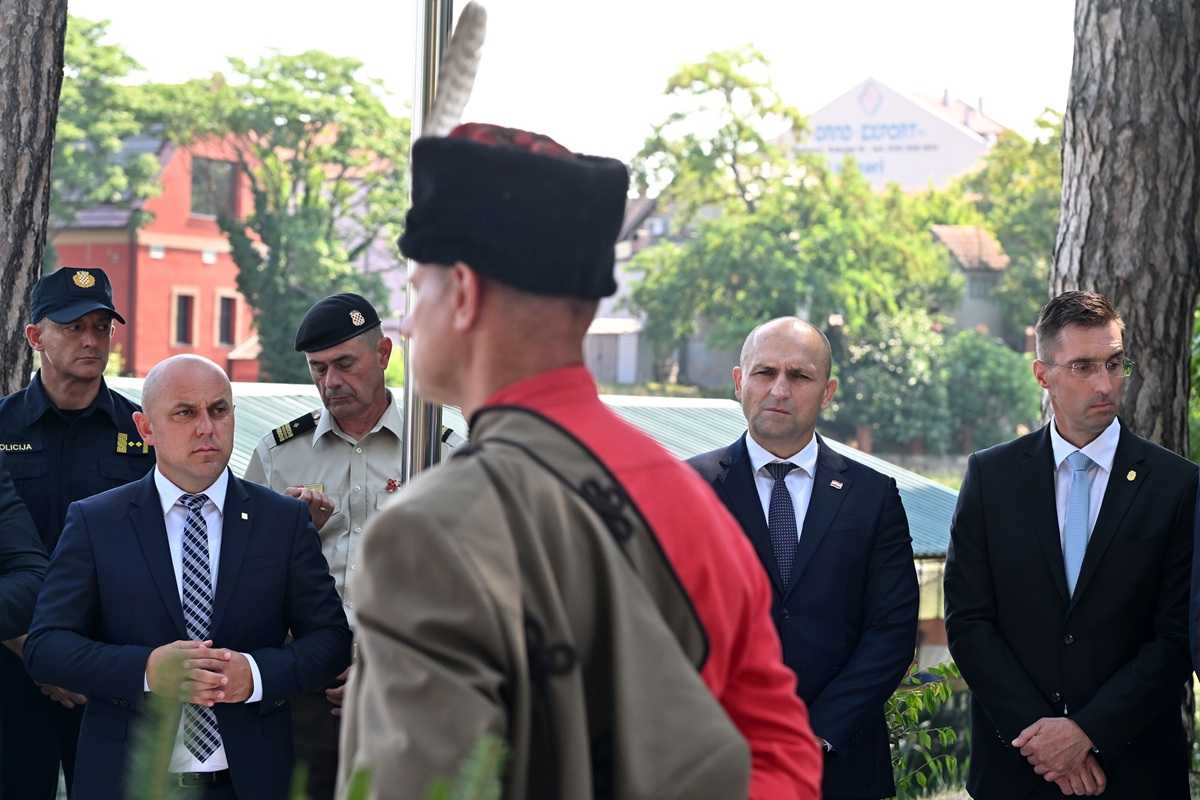 anušić