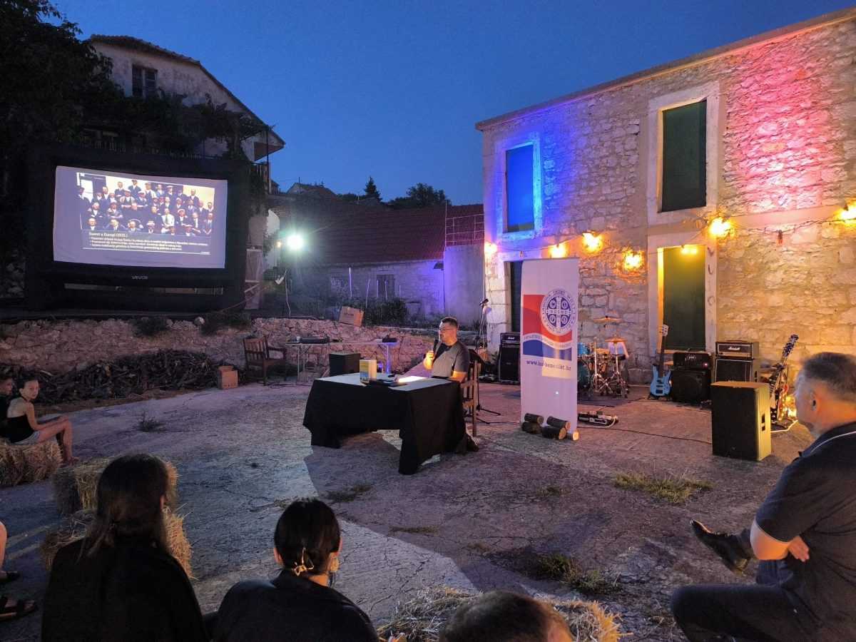 Predavanje / Foto: Hrvatska udruga Benedik