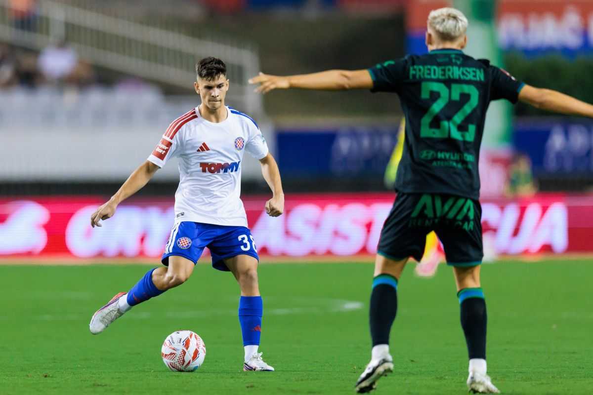 TRILER NA POLJUDU: Hajduk protiv Istre primio pogodak u 90+5 min za konačnih 2:2 TRILER NA POLJUDU: Hajduk protiv Istre primio pogodak u 90+5 min za konačnih 2:2