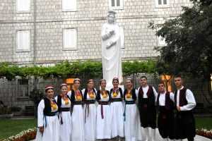 17. FESTIVAL KLAPA GOSPI SINJSKOJ: Klapi Oželanda nagrada žirija, nagrada publike klapi Škatulice 17. FESTIVAL KLAPA GOSPI SINJSKOJ: Klapi Oželanda nagrada žirija, nagrada publike klapi Škatulice